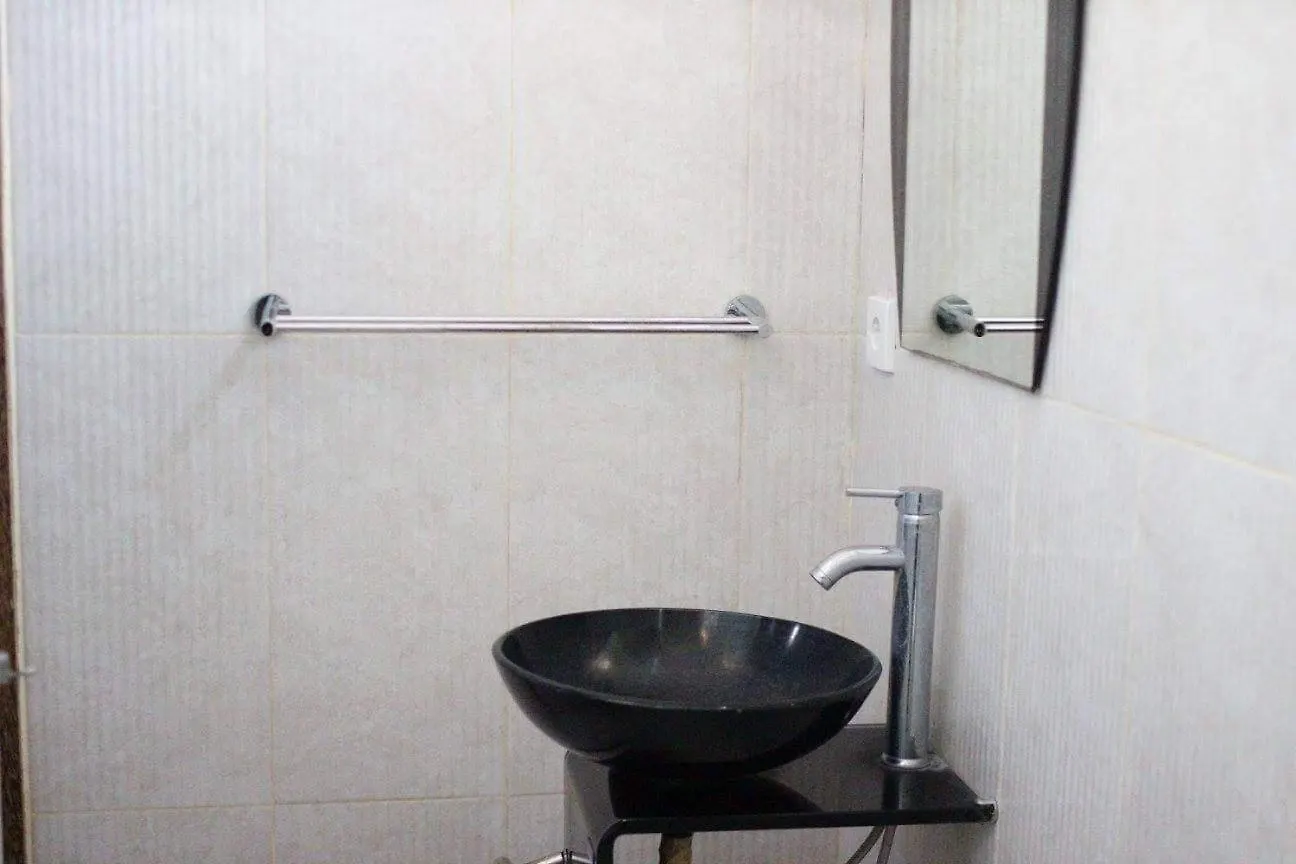 Гостевой дом Capricorn Villa Семиньяк
